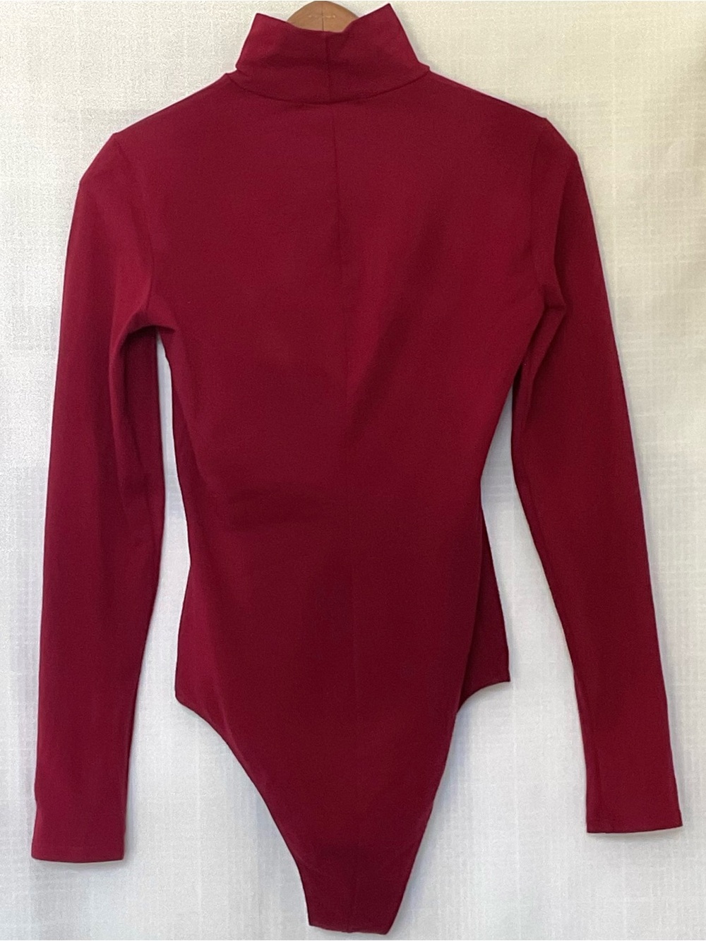 EUC Reformation Navia maroon long sleeve turtle neck bodysuit - Picture 2 of 4